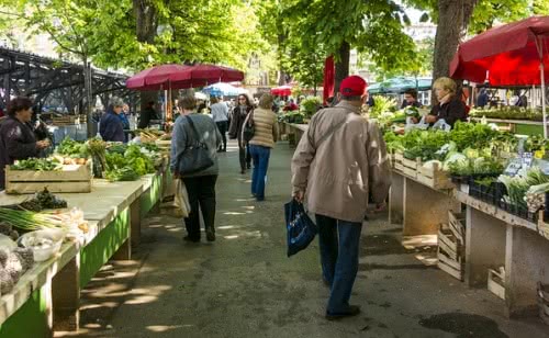 Leipziger Wochenmarkt in Paunsdorf - Waldzieststraße Leipzig - Paunsdorf